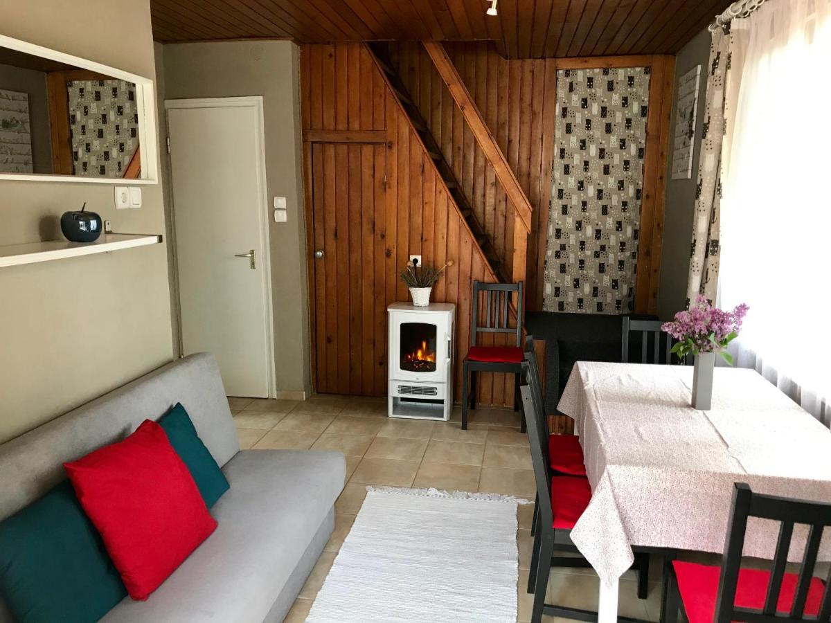 Tutijo Haziko Villa Balatonfenyves Ngoại thất bức ảnh